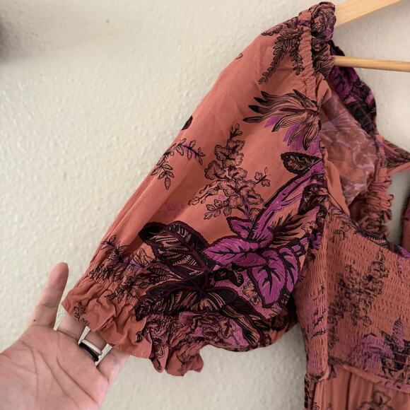 Anthropologie puff-sleeved midi dress in XS - Picture 9 of 12